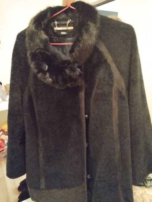 Продам куртки, шубку, плащ