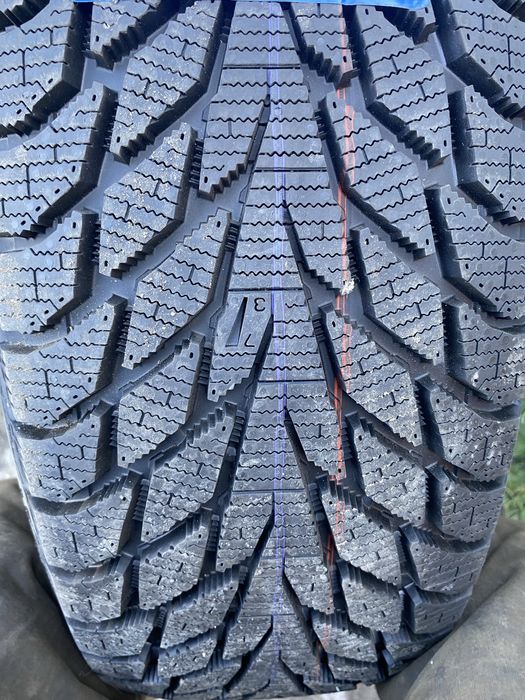 Резина 17. 225/60 Кордиант