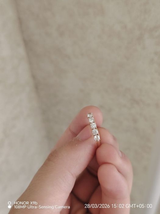 СРОЧНО! Золотое кольцо с камнями