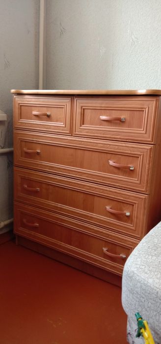 Продам комод.б/у