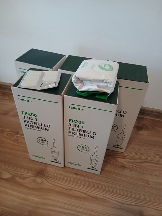 Folleton, aspirator care aspira/șterge.