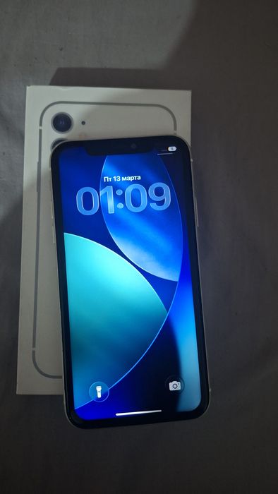 Продам айфон 11 128 гб