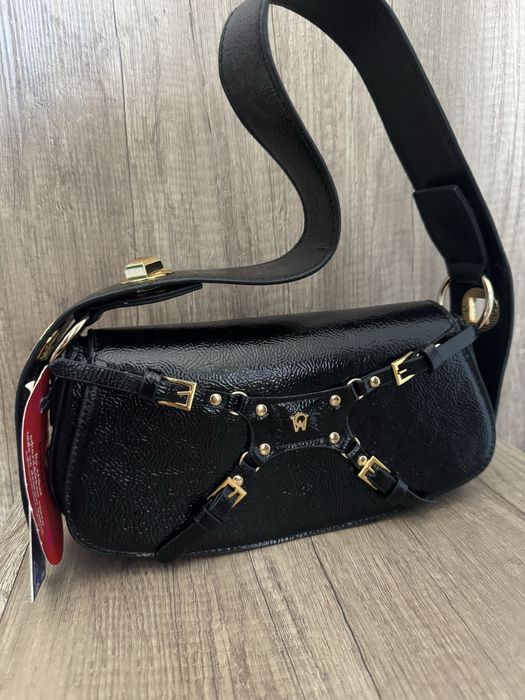 Кожаная женская сумка MANC