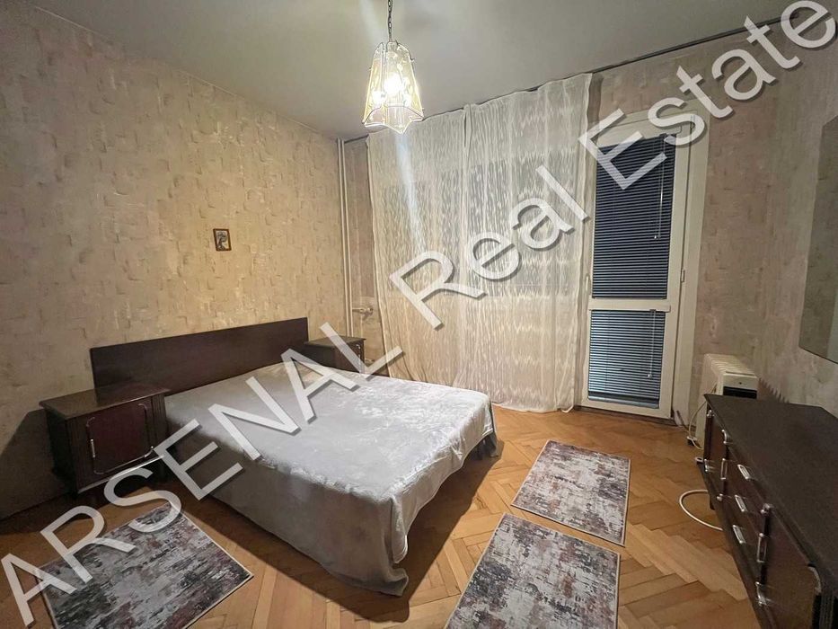 Тристаен апартамент под наем, Дървеница