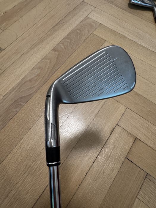 Crose Golf Taylor Made SIM2 Max Iron