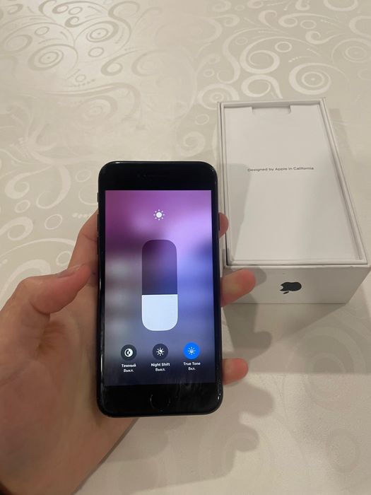 Iphone se 2020 черный