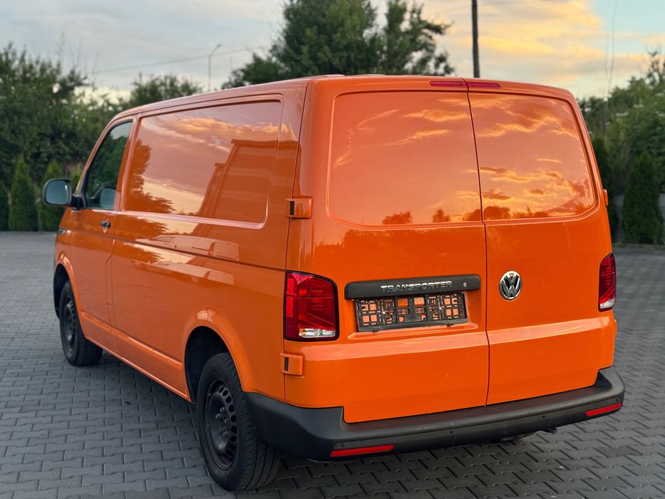 VOLKSWAGEN Transporter 2021 — imagine 3