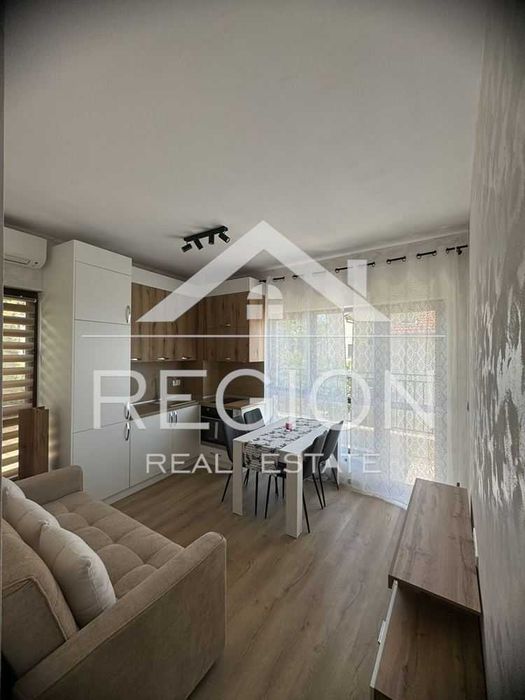 Дава се под наем Двустаен апартамент в Варна, Бриз - 50 кв.м за 561 € - Снимка #3