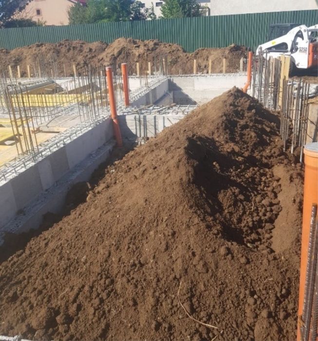 Vand nisip balastru piatra sparta