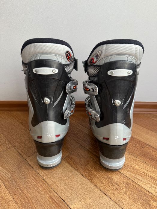 Rossignol ски, ски обувки, щеки