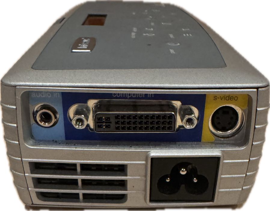 Видеопроектор InFocus