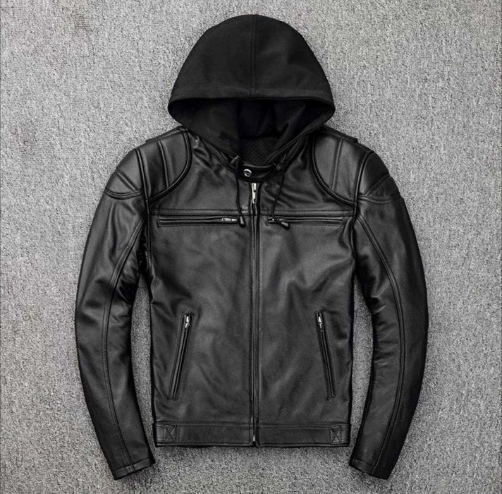 Кожанки для мужчин в наличии