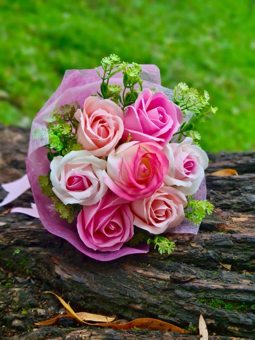 Buchete de trandafiri flori de sapun aranjamente