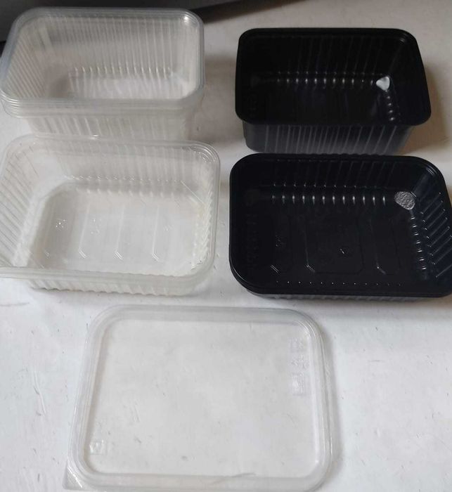 Пластиковые  контейнеры