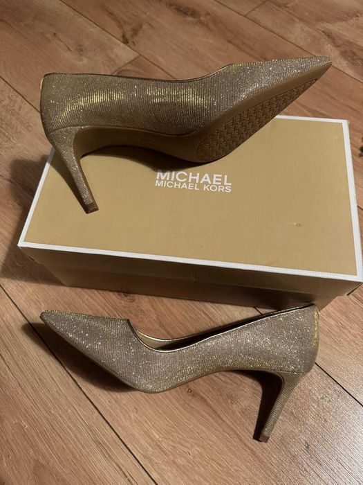 Vand pantofi dama MK