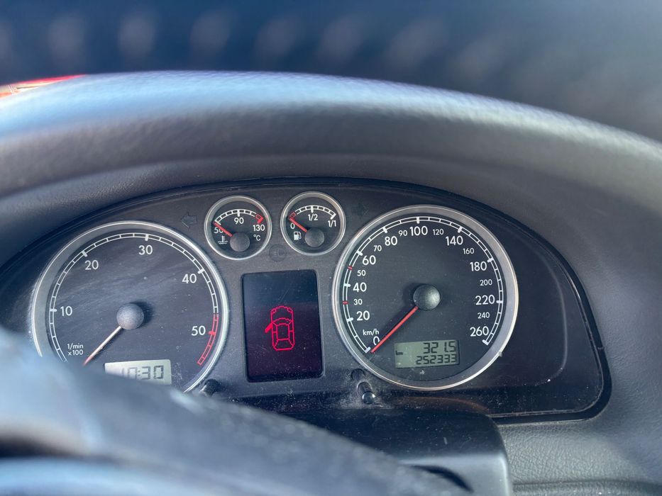 Vand Volkswagen Pasat B5.5 2004