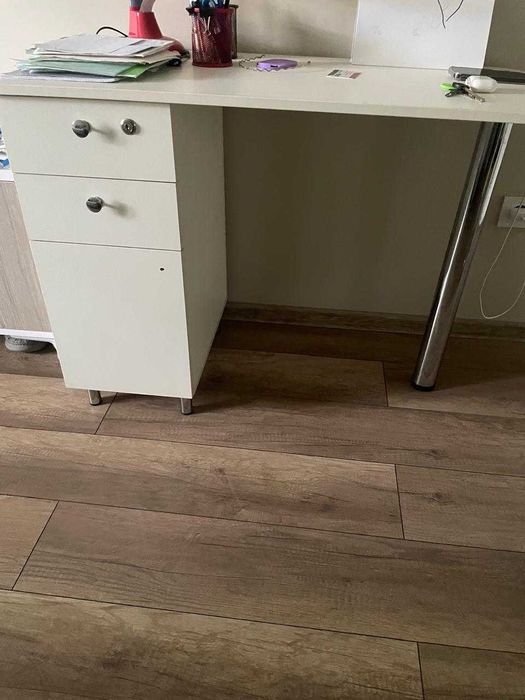 Продажа белого стола