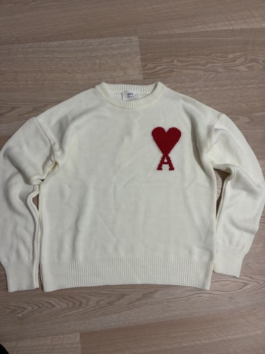 Ami Paris Sweaters (блузи, пуловери)