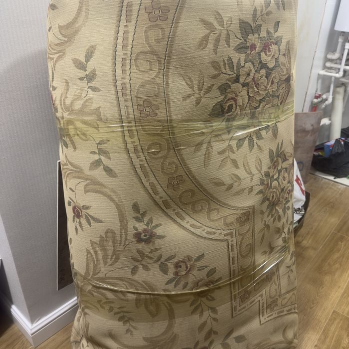 Продаётся ковёр 5\4