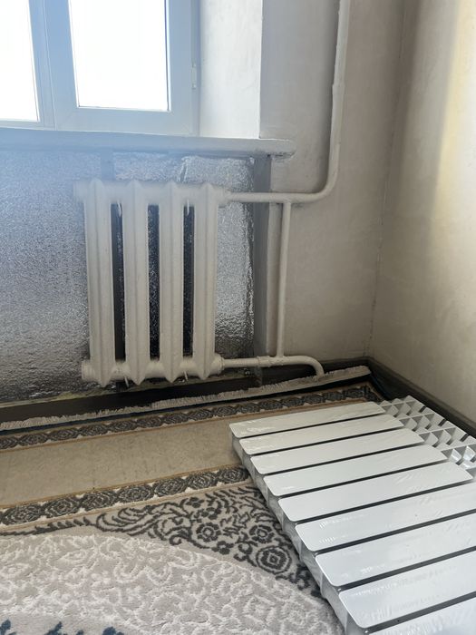 Продаётся чугунный батарей