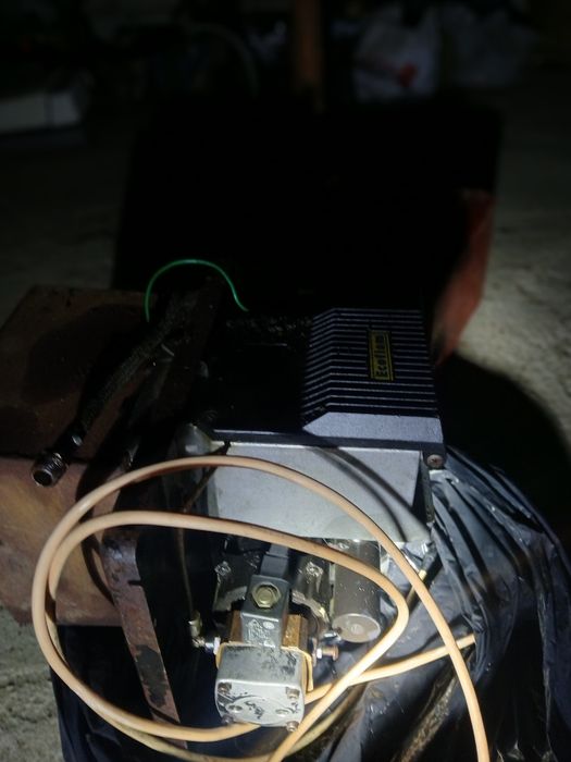 Injector cu suflanta pentru motorina sau ulei ars