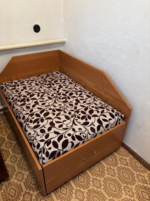 Продам детский диванчик кубик