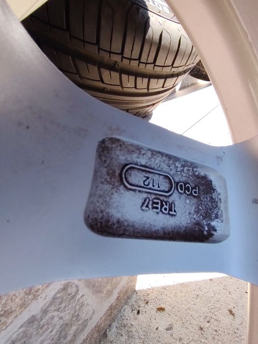 Jante roti  aliaj vw Audi r17 sau schimb cu jante peugeot 3008
