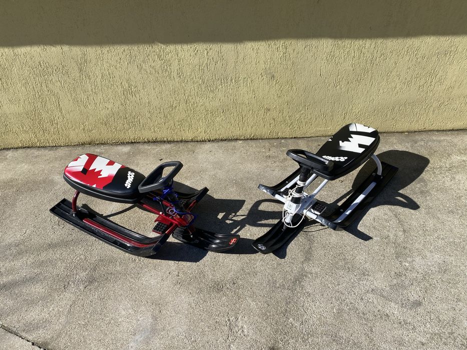 Шейна Чук и Гек Scoutt бяла и червена (сглобени)