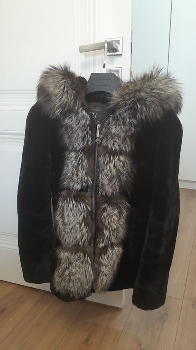 Продам Шуба чернобурка