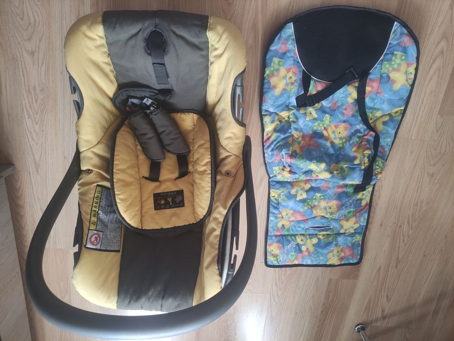 Универсално бебешко столче за кола