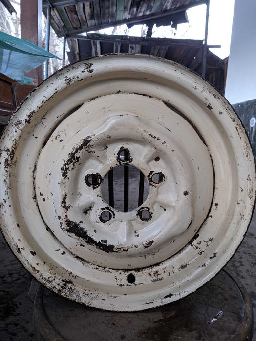 Продам штампованные автомобильные диски