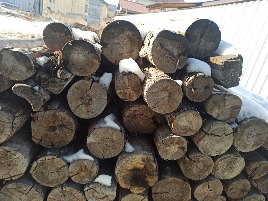 Кругляк , стойки дерево