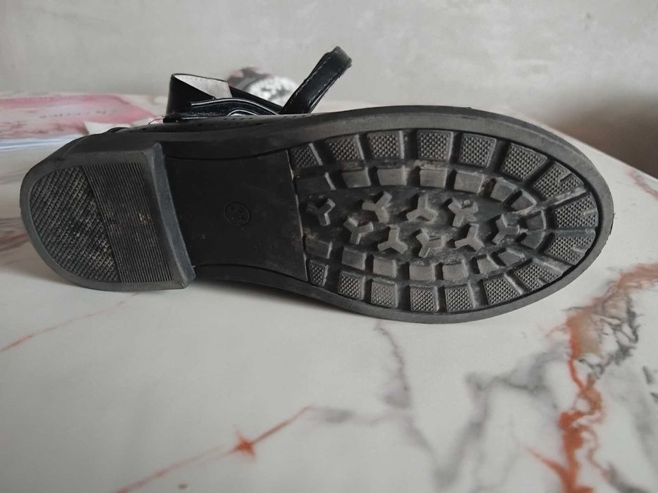 Туфли детские черные