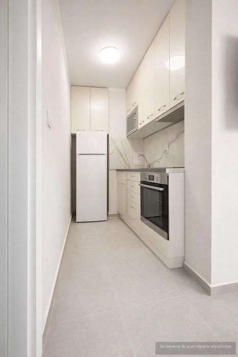 Тристаен апартамент под наем в Център