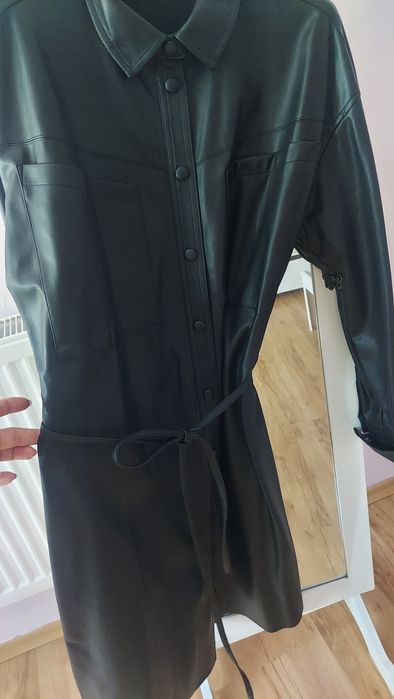 Кожена рокля Mango