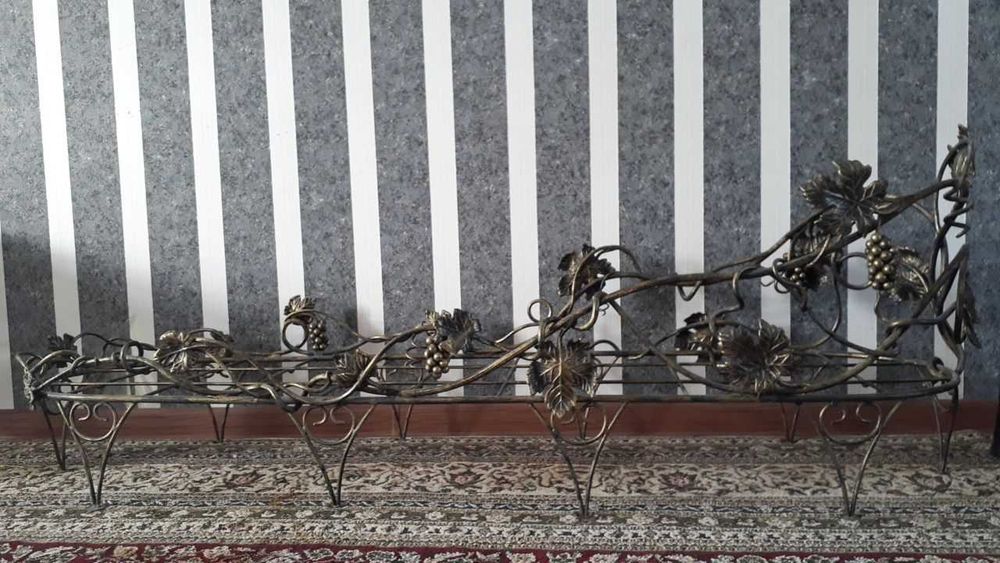 Кованные подставки/полки/цветы