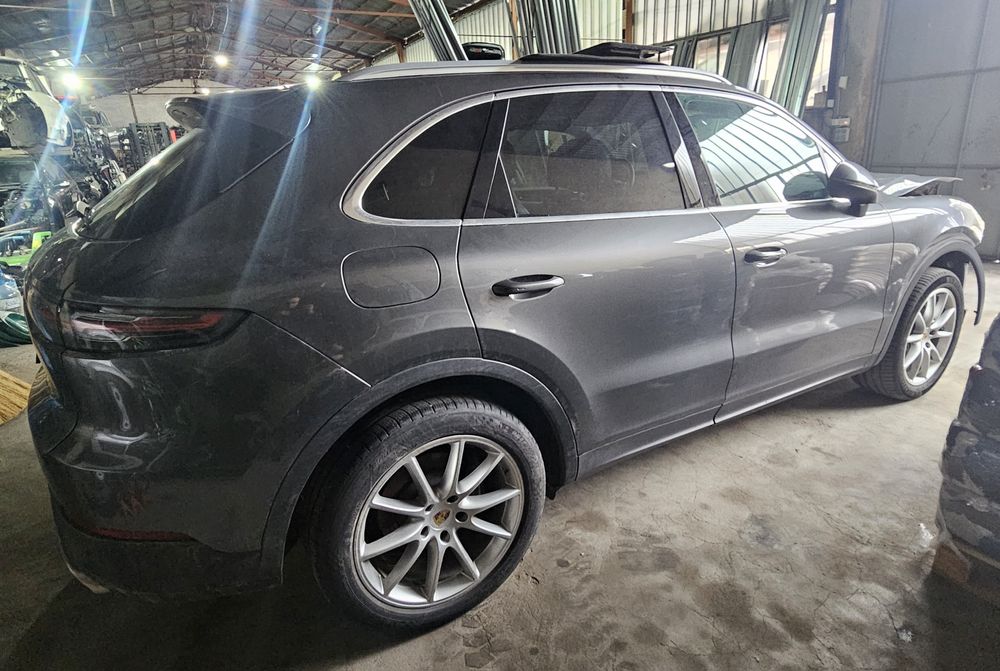 Porsche Cayenne 3 3.0i На части