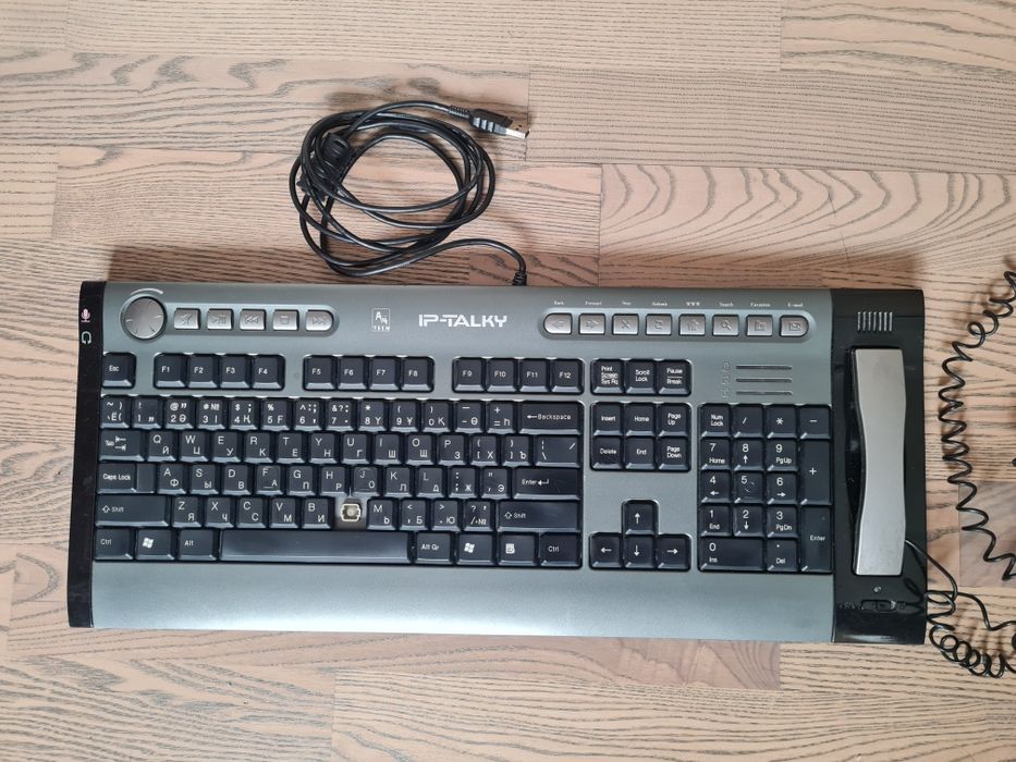 Продается Клавиатура