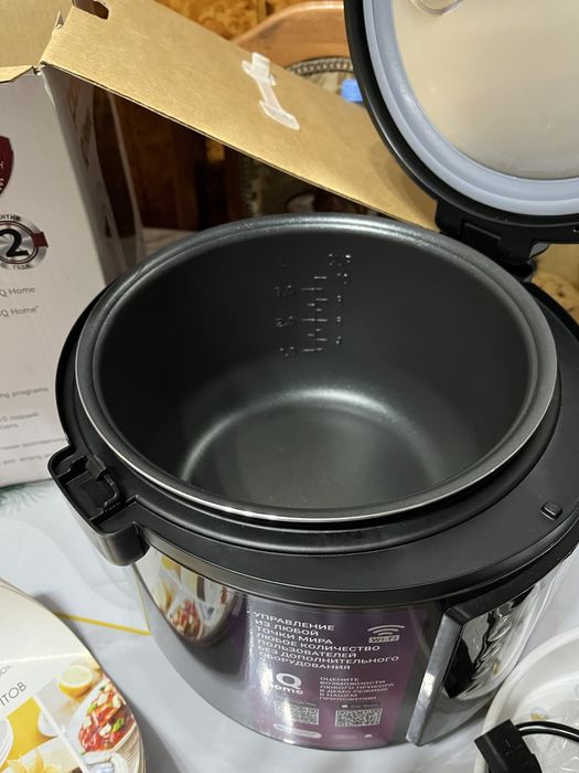 Продам Мультиварку Polaris IQ Home