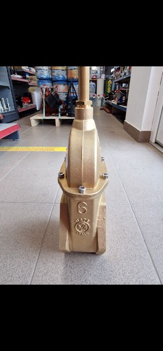 Robinet vidanja vană 6 toli import Italia filete ambele părți 1650 lei