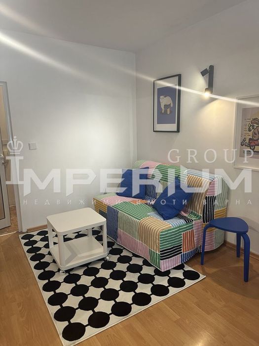 Дава се под наем Двустаен апартамент в Варна, Лятно кино Тракия - 50 кв.м за 408 € - Снимка #2