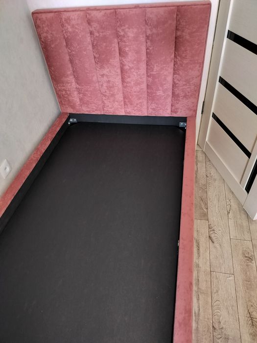 Кровати односпальные продам