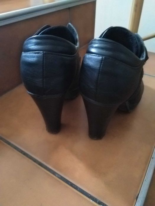 Дамски обувки черни