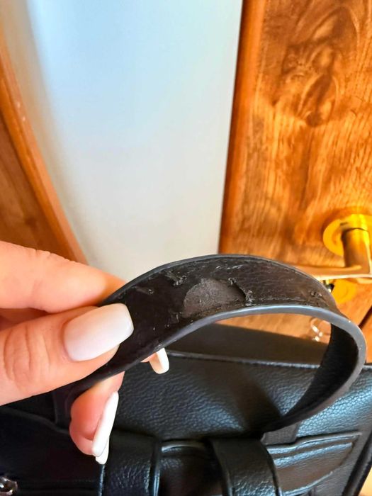 Кожена раница с три разделения и вътрешни джобове