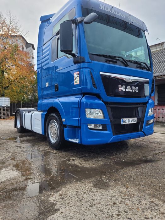 Cap tractor man tgx