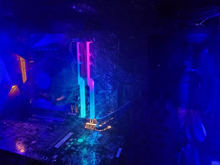 Rami g-skill 16GB ddr4 rgb