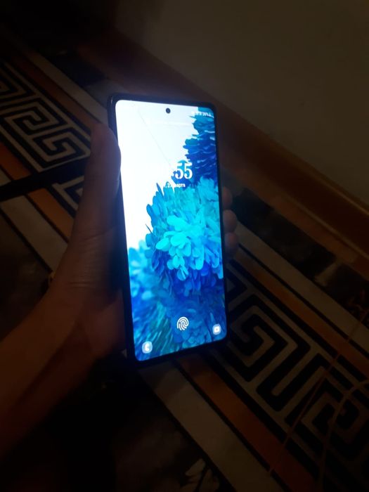 Продажа самсунг с20 фе