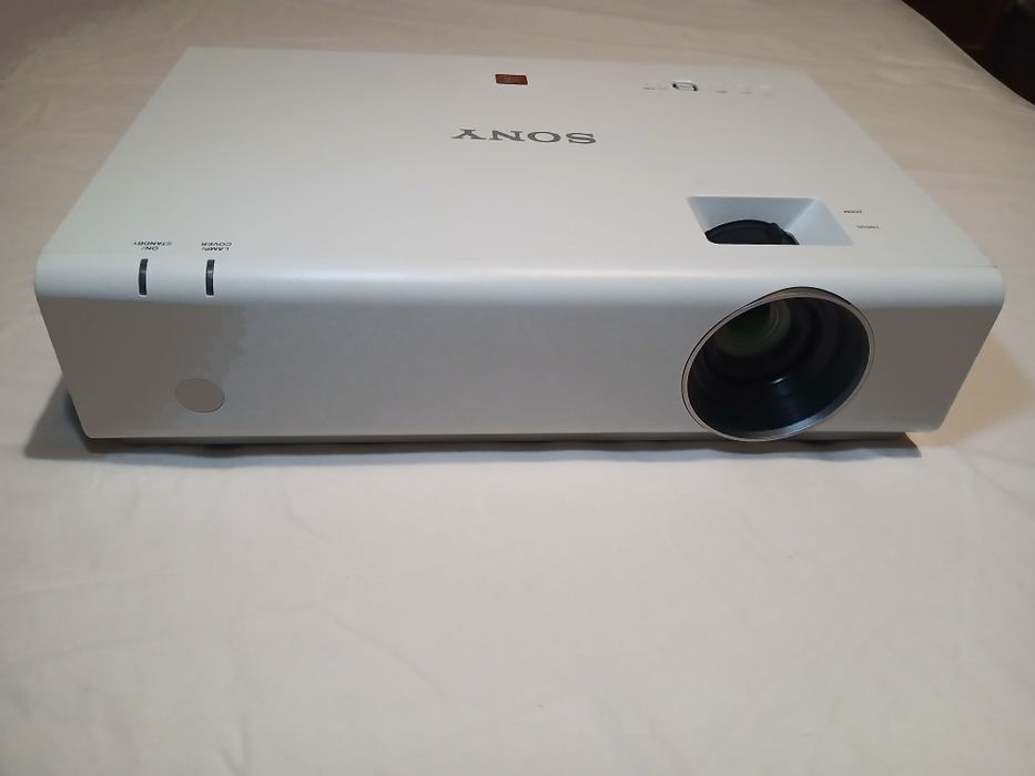 Проектор Sony VPl EW 235