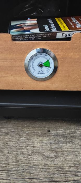Humidor trabucuri Klarstein El Prezidente, 23l, 45w, lemn fag