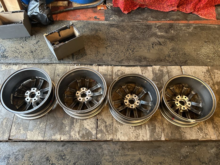 Диски R16 почти новые